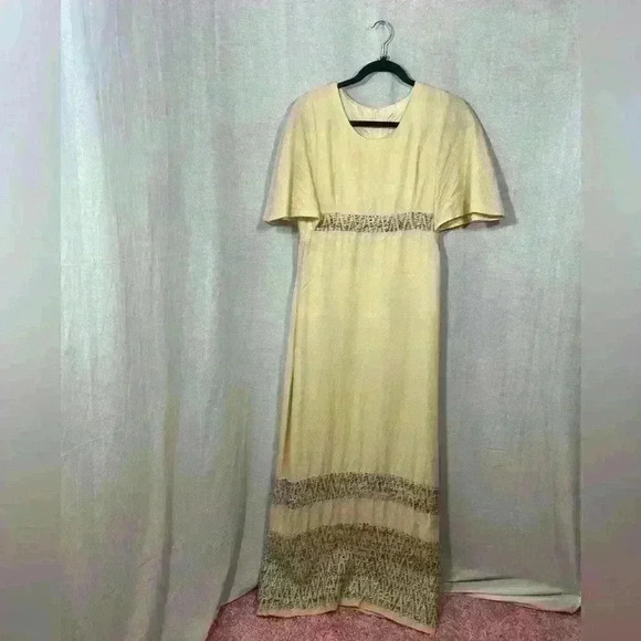 Gorgeous Cream Wool Long Dress Sz S - Picture 1 of 8